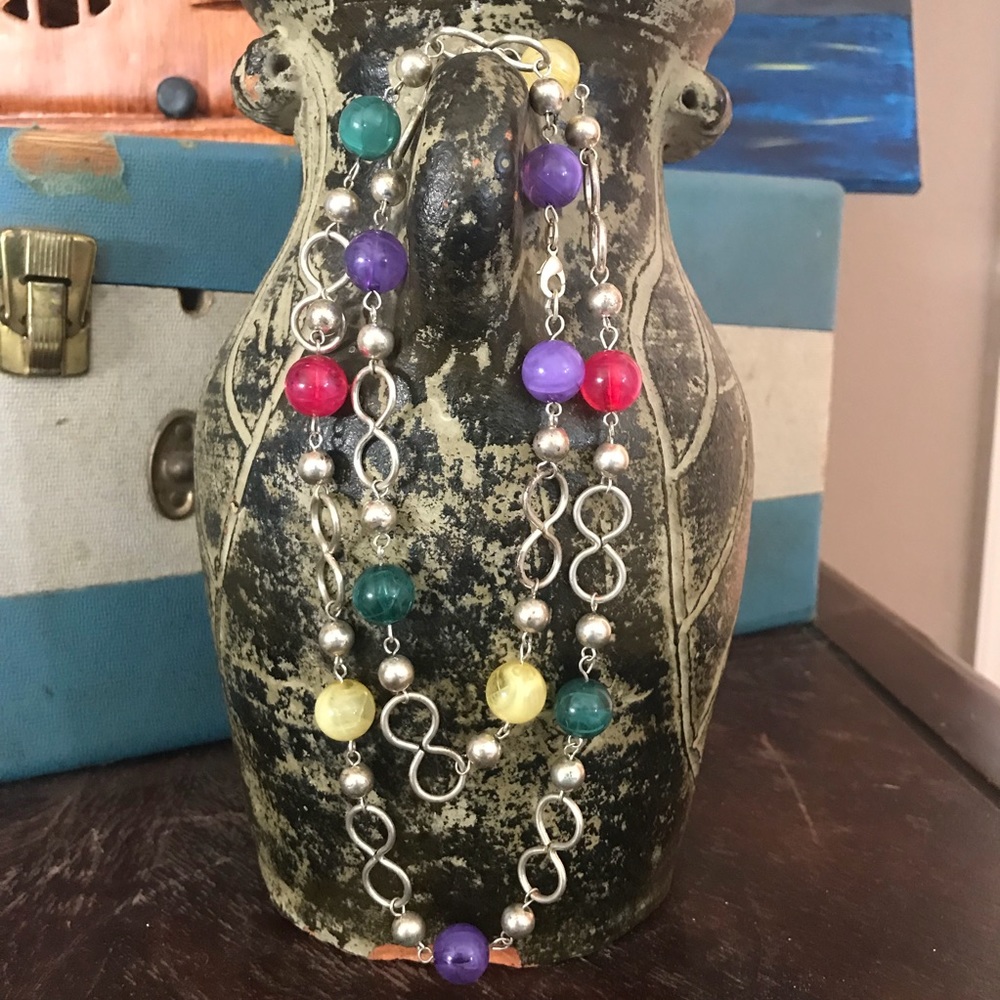 🆓 Funky colorful necklace